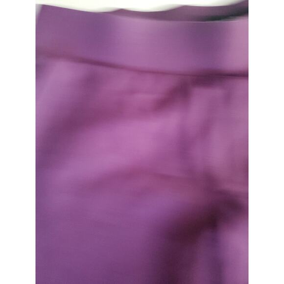 Torrid Size 00/10 Women's Purple Stretch Cropped Pockets Pants - Picture 2 of 6